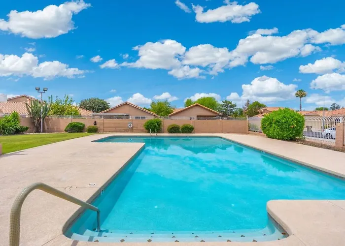 Holiday home Modern Near Westgate Community Pool Access *